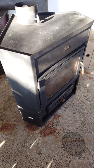 Печка с водна риза Прити 12+6  ПОДАРЪЦИ КЪМ НЕЯ