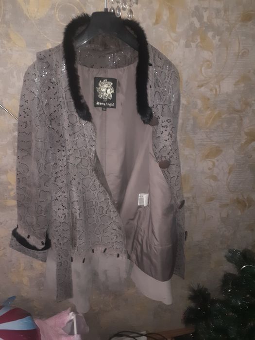 Женская куртка кожа