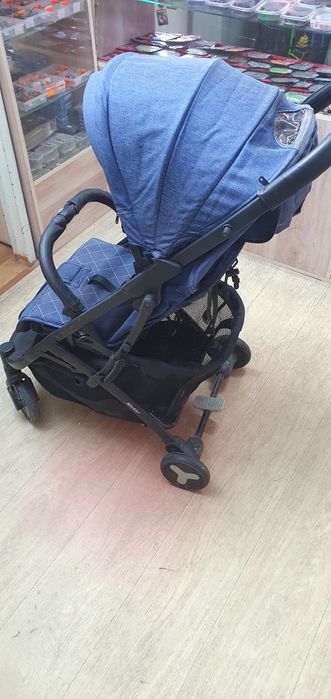 Коляска прогулочная