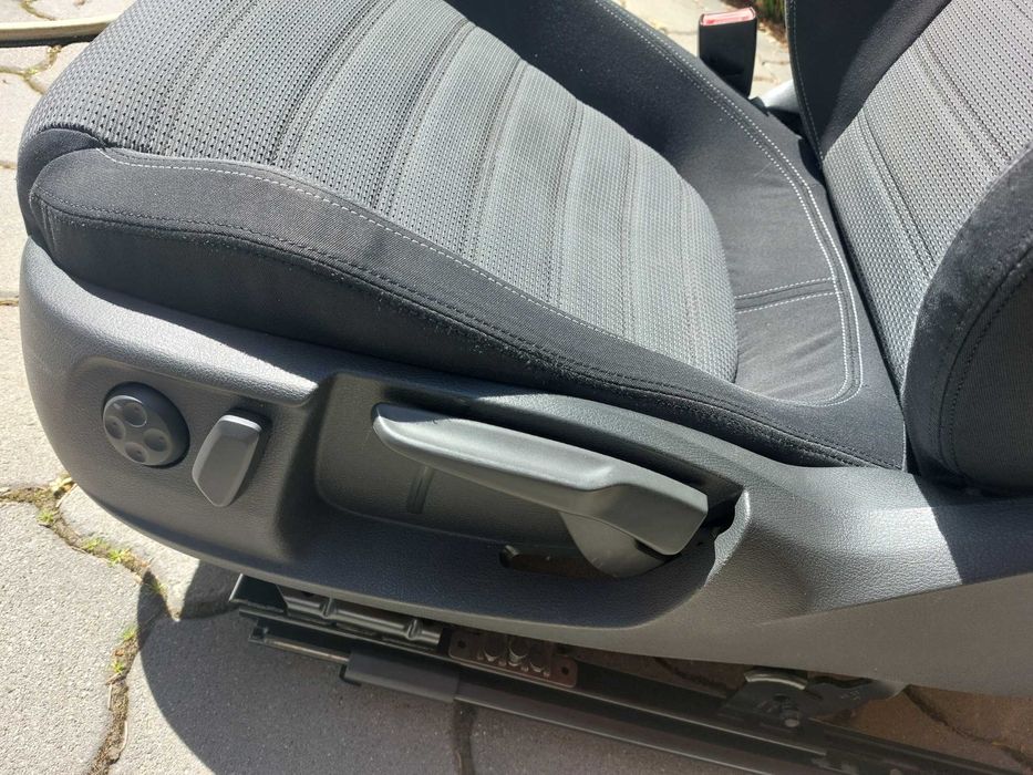 Scaun stanga fata Passat CC