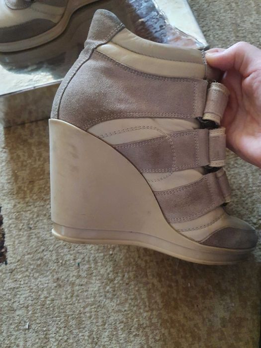 Обувь женская/кроссовки