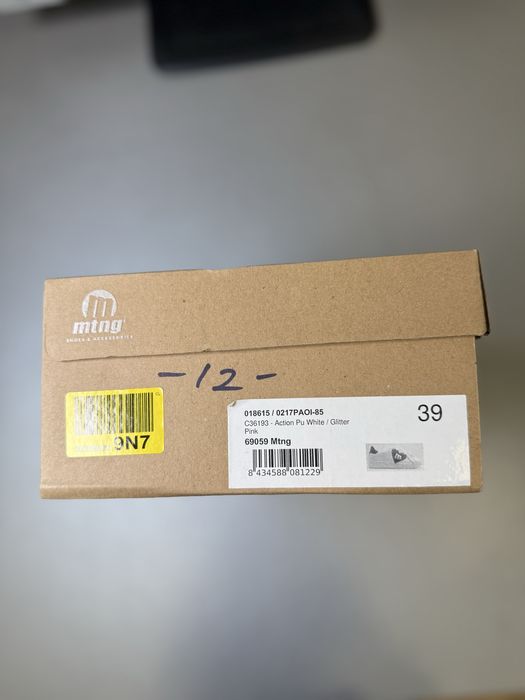 MTNG Mustang дамски кецове бели с брокат EU 39