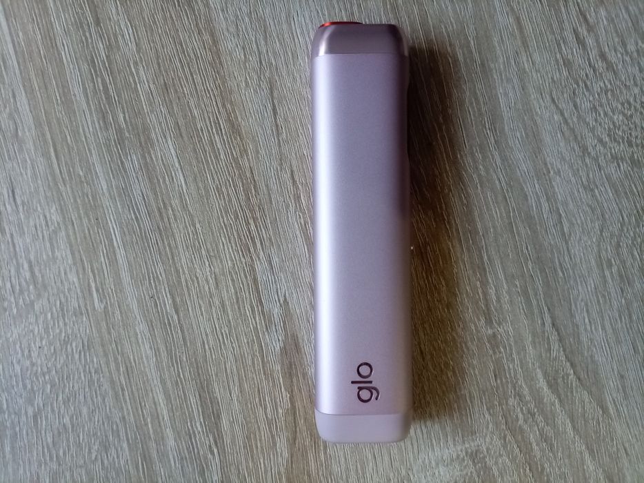 Vând aparat glo Hilo în nuanța Rose Quartz