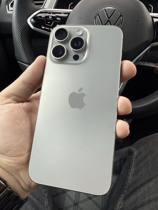 Vand Sau schimb iphone 15 pro max