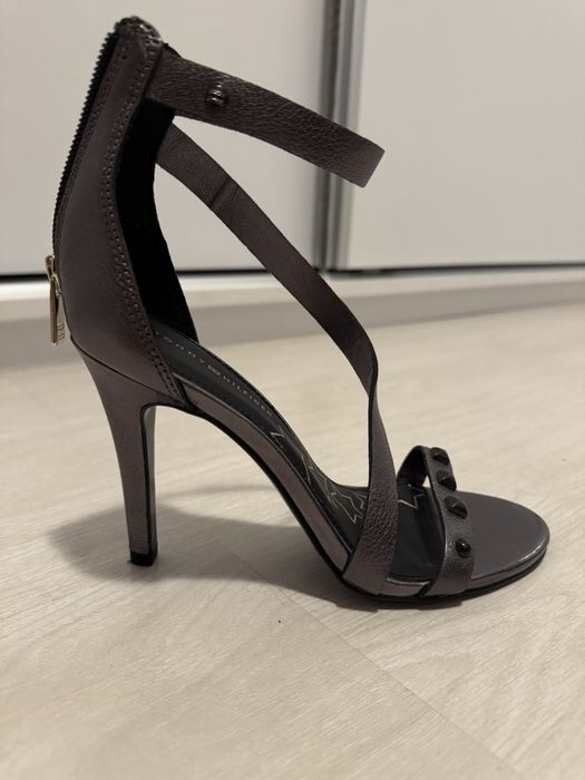Sandale tommy hilfiger nr.37
