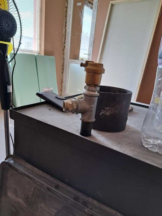 Прити камина с водна риза