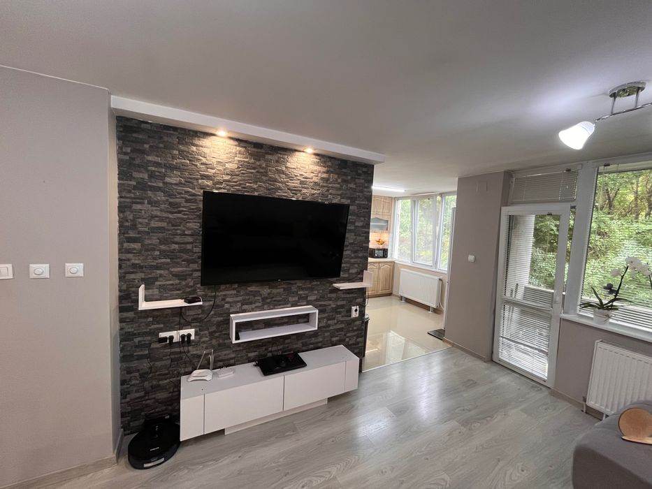 Продава се Четиристаен апартамент в Провадия - 89 кв.м за 1012 €/кв.м - Снимка #1