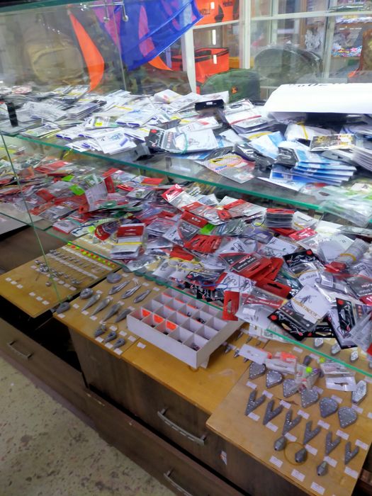 Продам витрины б/у