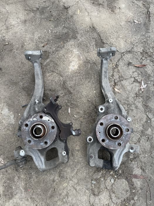 Fuzeta fata stanga dreapta audi a4 b8 b8.5