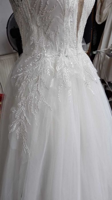 Vand rochie de mireasa