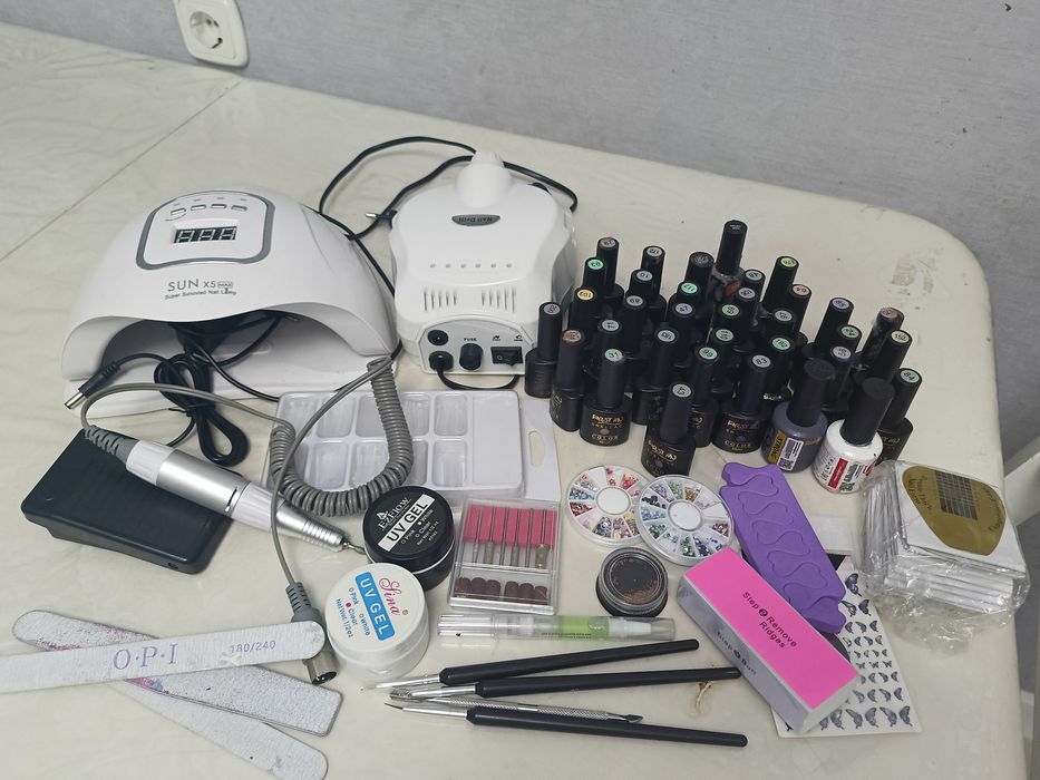 Аппарат для маникюр и педикюра