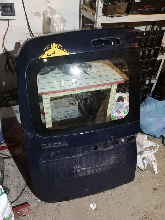 usa spate portbagaj logan mcv