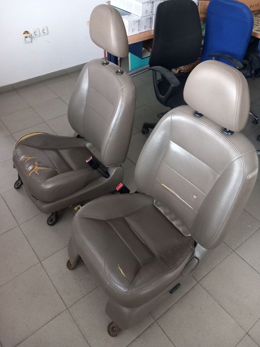 Предни Седалки Форд Маверик 2 гр. София Дружба 1 • OLX.bg