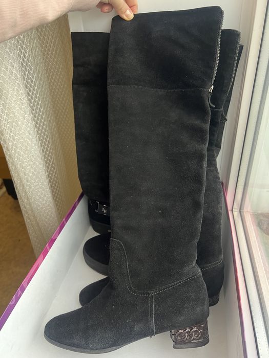 Сапоги женские продам