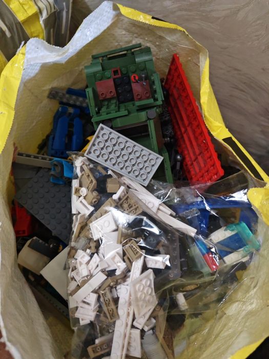Продам наборы Lego