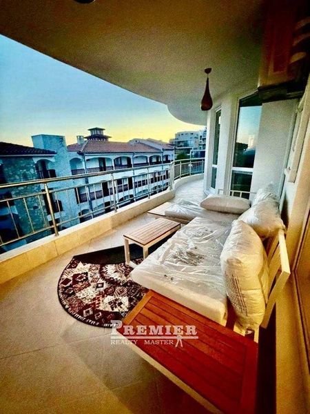 Продава се Тристаен апартамент в Свети Влас - 167 кв.м за 1348 €/кв.м - Снимка #1
