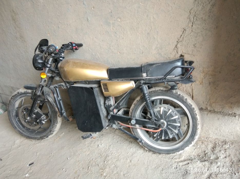 Скутер сотилади электомопед