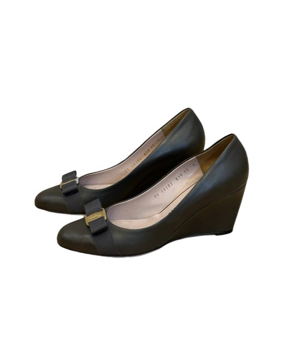 Туфли Salvatore Ferragamo Flo Vara