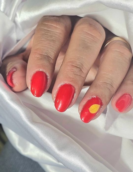 Unghii cu gel și oja semipermanenta ‼️