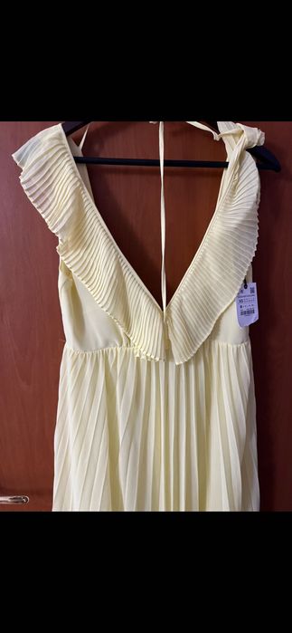 Светло жълта рокля Zara / Зара