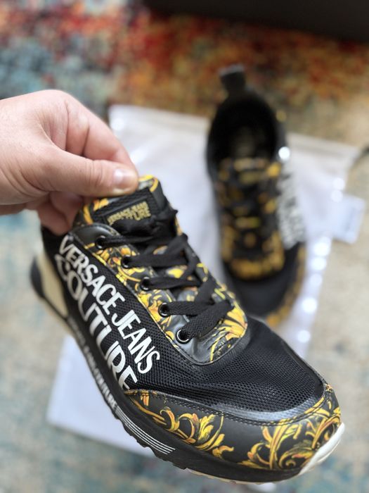 Мъжки обувки Versace