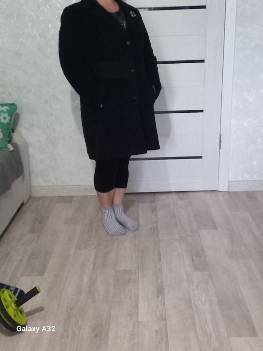 Продам пальто женское.