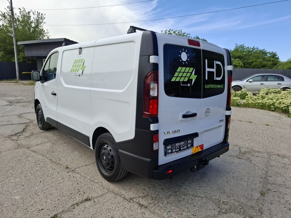 Opel Vivaro 2015 * 1.6 CDTi 120Cp Euro 6 * Clima * Asistenta * Bluetooth