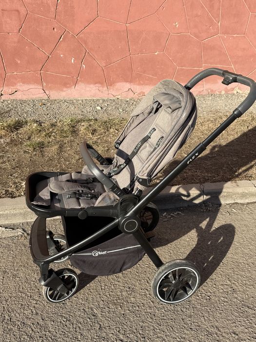 Продам коляску 2в1