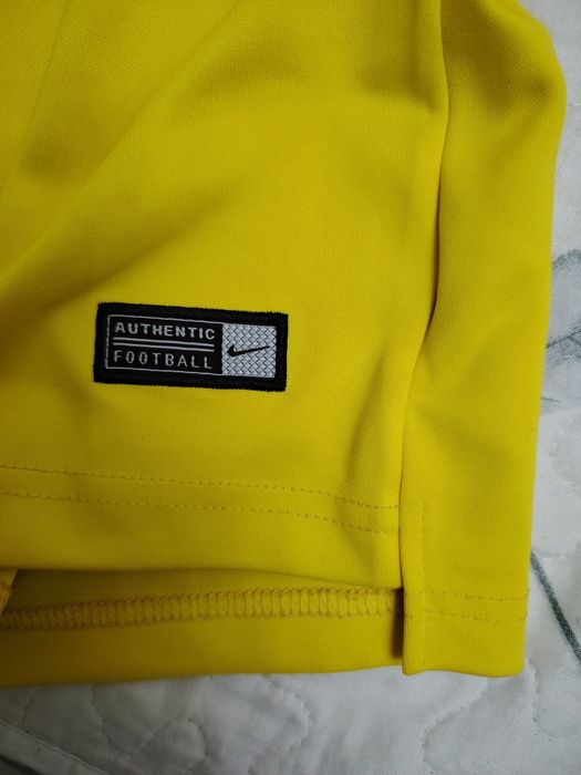 Продам спортивную кофту Nike