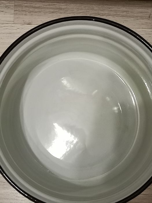 Продам кастрюлю 10 л.