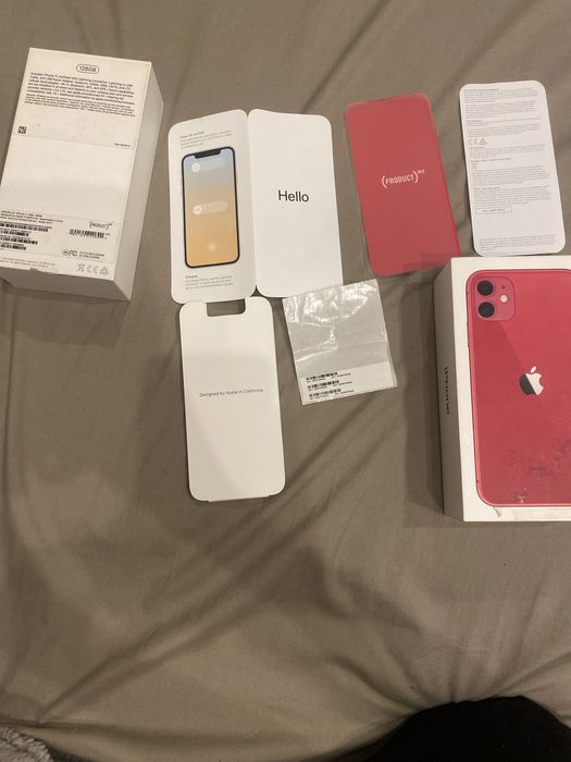 Продам iphone 11 с коробкой