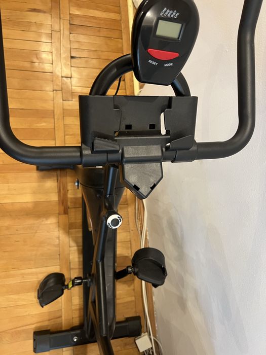 bicicletă de spinning BodyFit SB1500.
