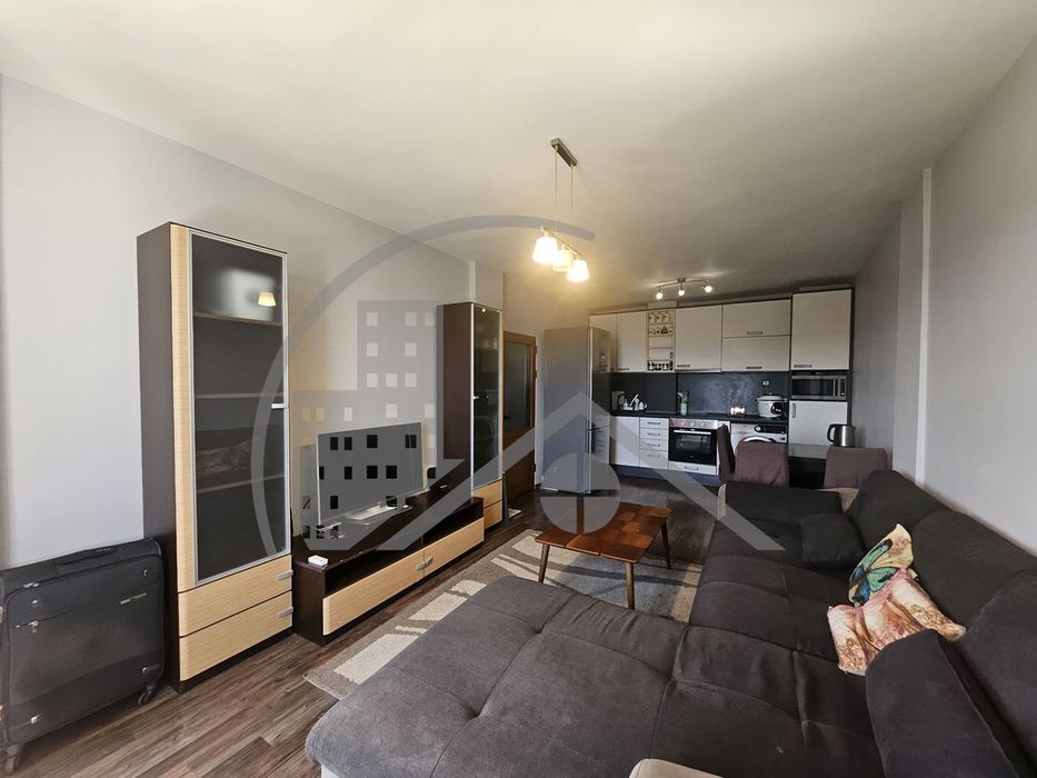 Дава се под наем Двустаен апартамент в Варна, Център - 60 кв.м за 600 € - Снимка #1