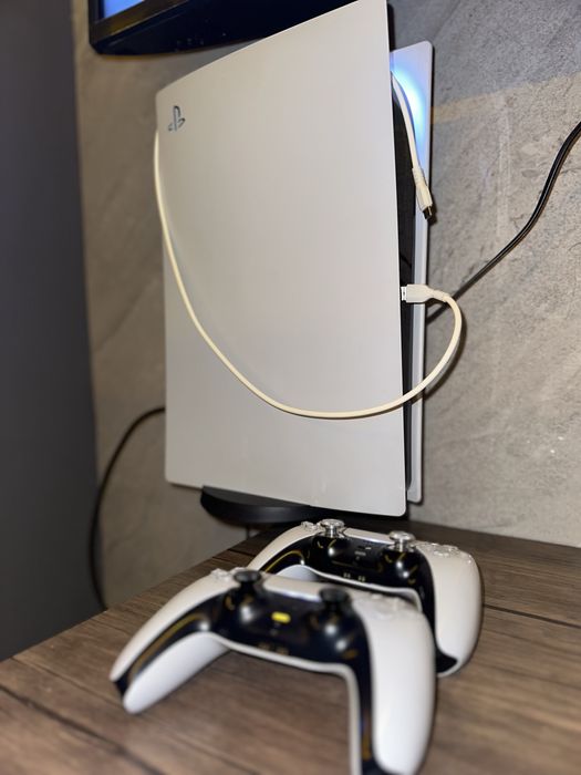 Playstation 5 в отличном состоянии