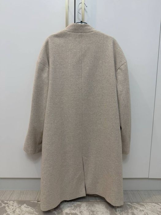 Продаю женские пальто