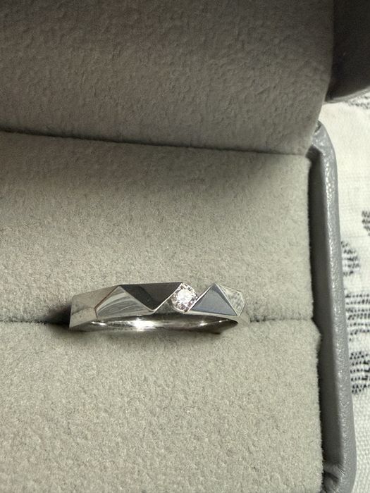 Бриллиантовое кольцо