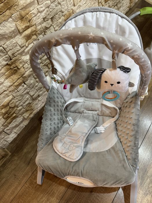 Детска люлка-шезлонг с вибрации