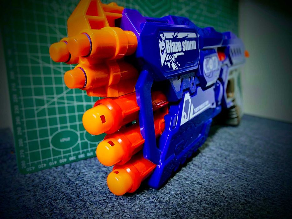 Бластер - Пистолет Blaze Storm