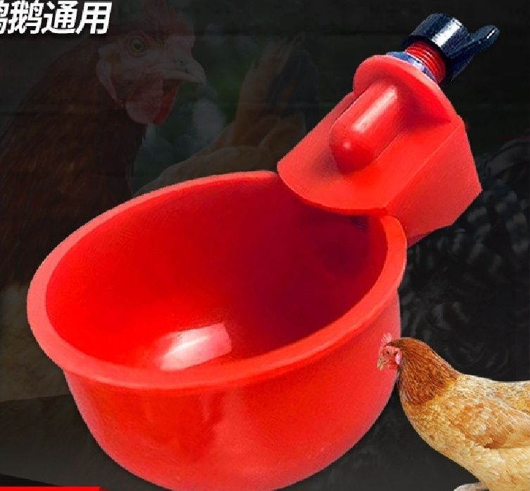Автоматическая поилка для кур и цыплят