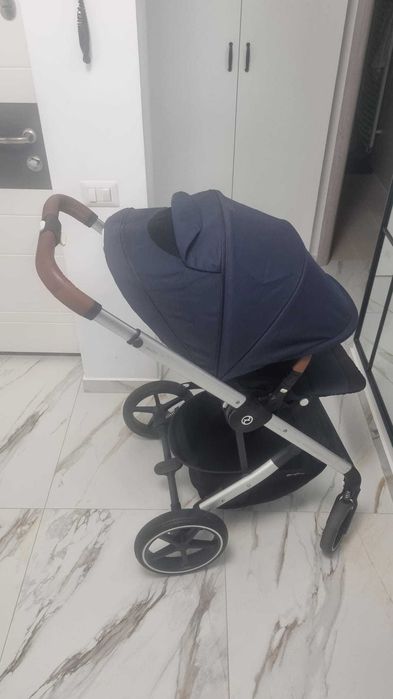 Vând cărucior Cybex Balios S Lux, utilizat aproximativ 1 an și jumătate.