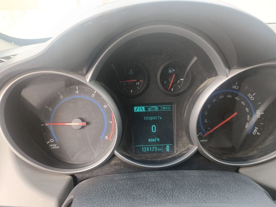 Продам Chevrolet Cruze
