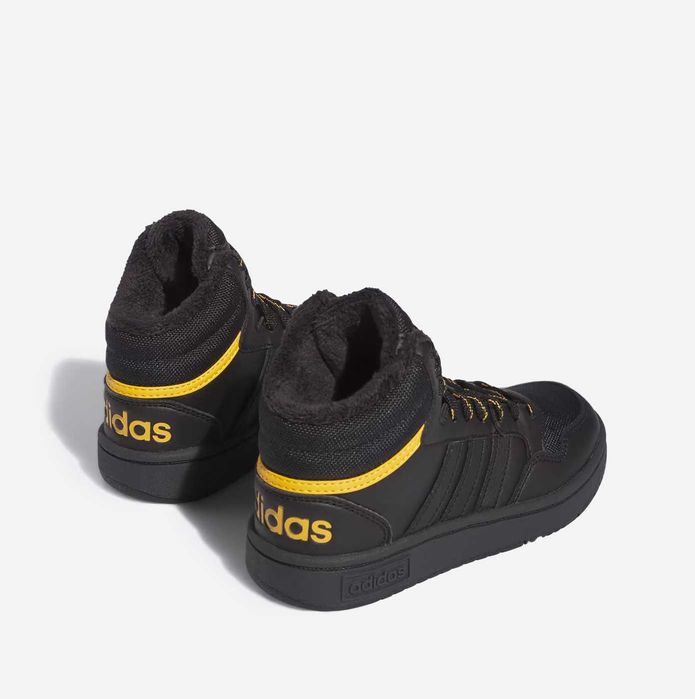 Детски маратонки Adidas Hoops 3.0 Mid Winter - номер 31.5