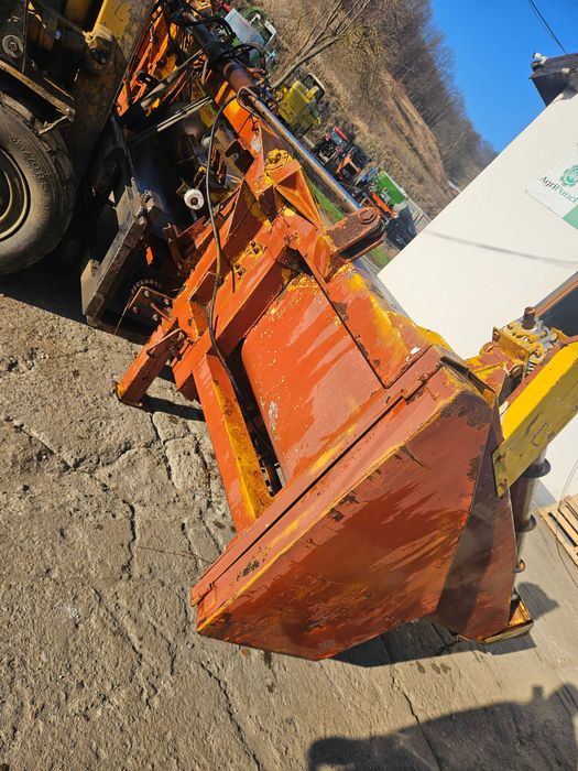 Vindem piese pentru heder de porumb Olimac