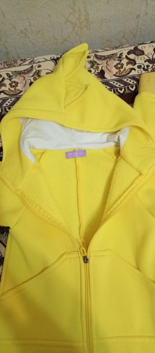 Продам детский костюм