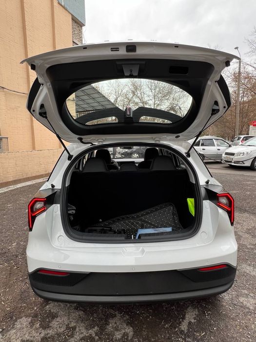 Geely Geometry E elektrmobil электрмобиль