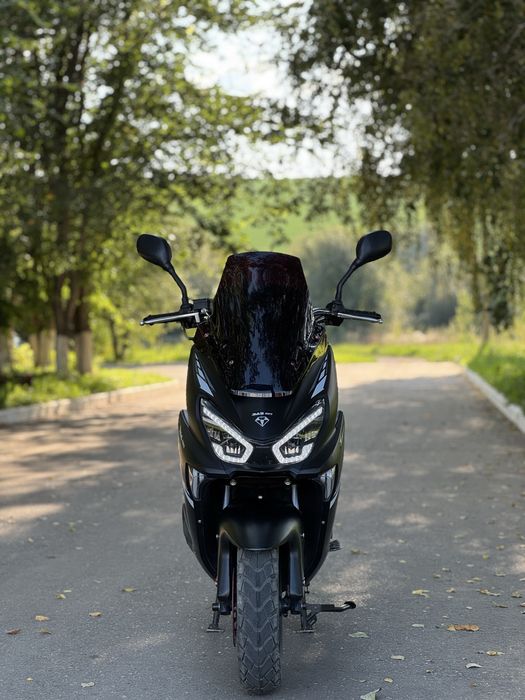 Скутер MAXI Limited