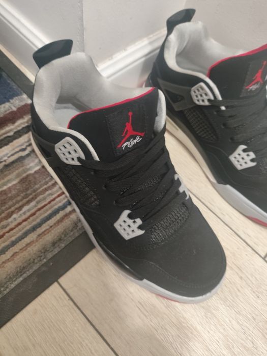 кросовки air jordan 4