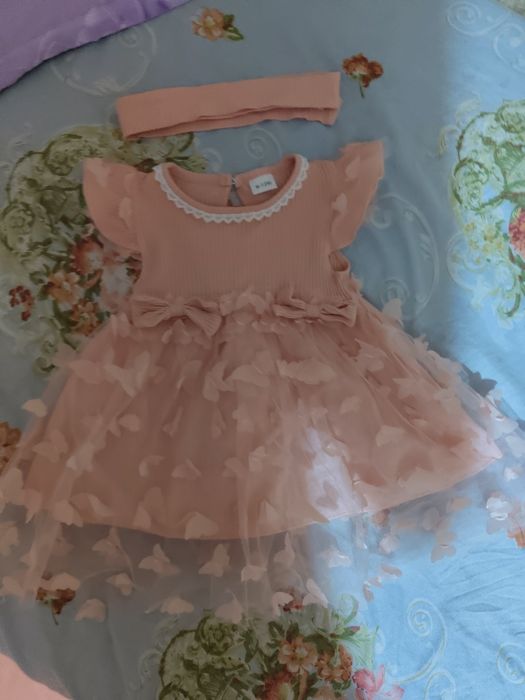 Продам, платья на девочку