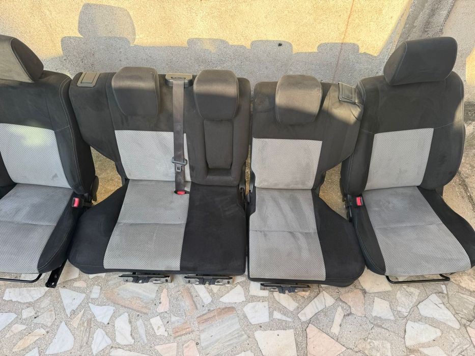 Interior Piele alcantara  suzuki  Gran vitara  nou!!!Fete uși /Scaunele fata cu incazire