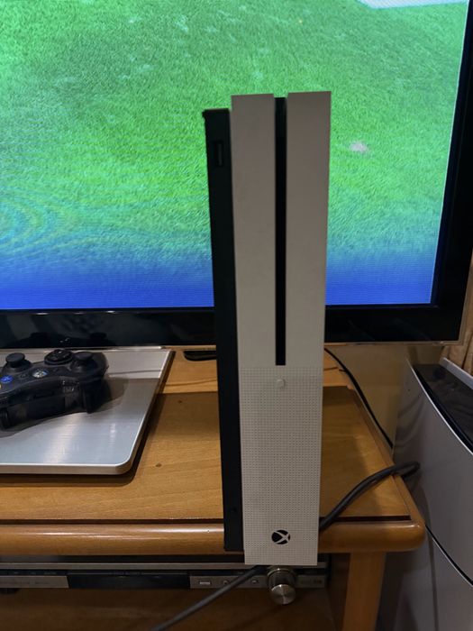 Конзола xbox one